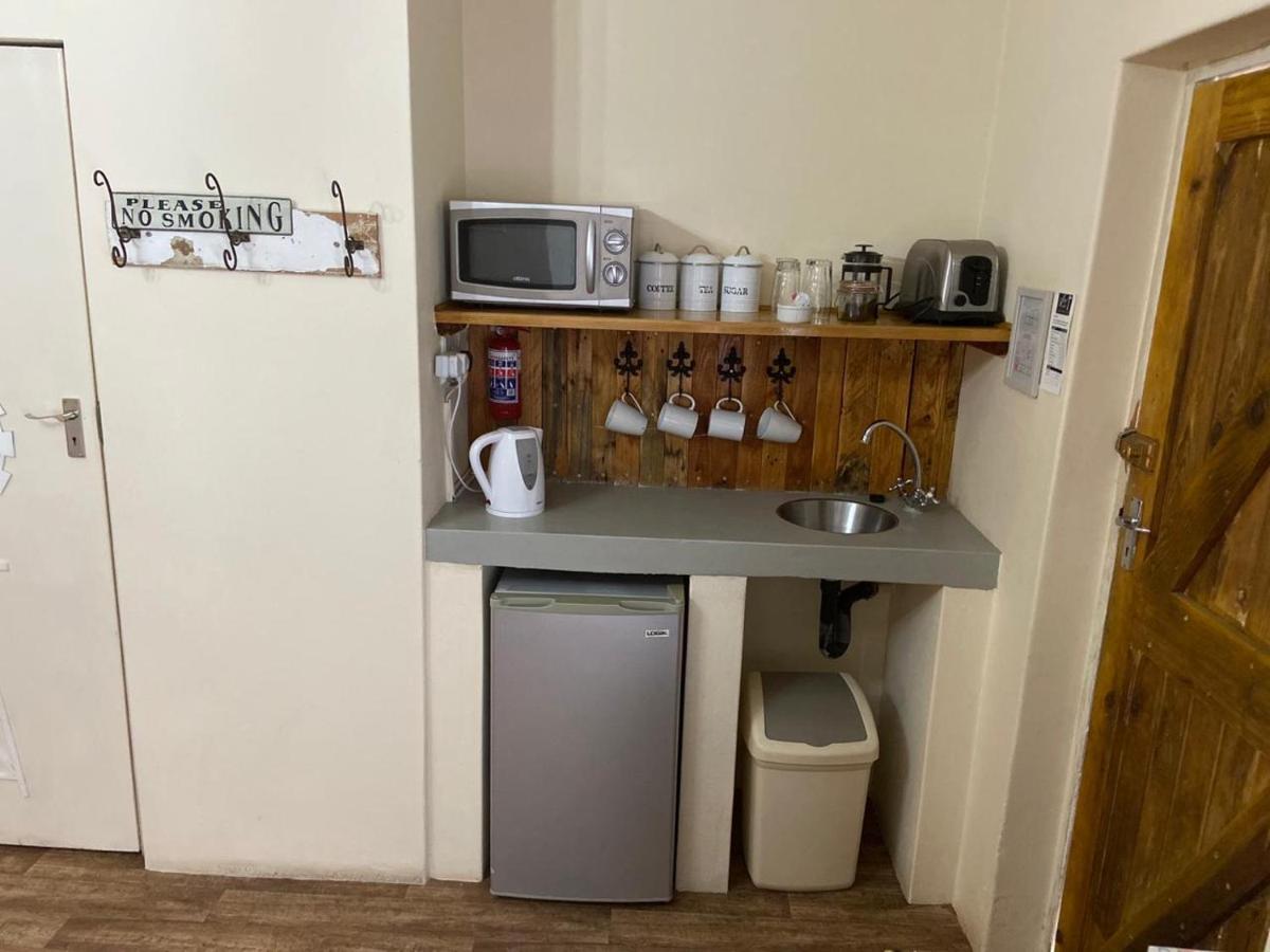Cape Karoo Guesthouse Beaufort West Esterno foto
