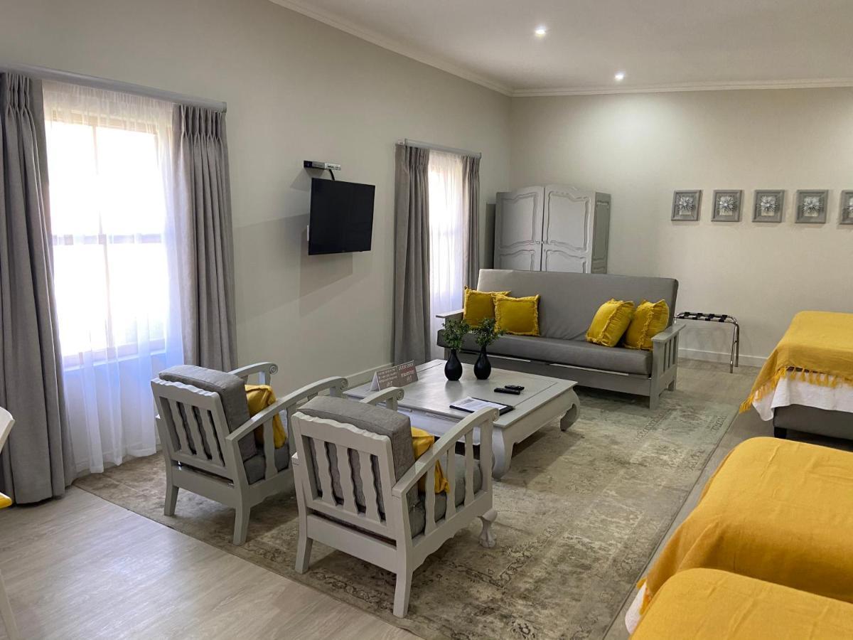 Cape Karoo Guesthouse Beaufort West Esterno foto