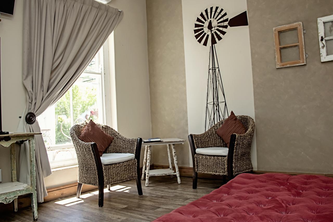Cape Karoo Guesthouse Beaufort West Esterno foto